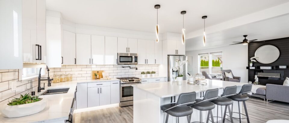 Essential Accessories for Effective Home Staging