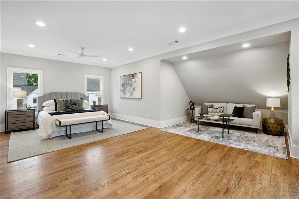 AirBnb Staging in Dunwoody 4