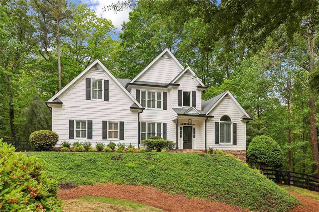 Modern Home Staging in Alpharetta, GA 1