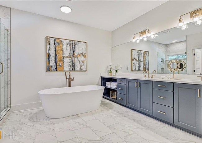Design That Makes Guests Click and Reserve